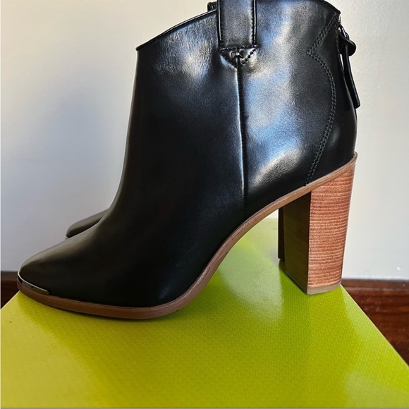 NWT Ted Baker London Kasidy Stacked Heel Leather Ankle Bootie - Picture 7 of 15